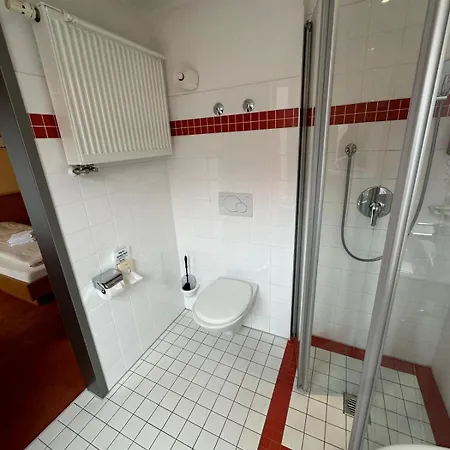 - Neue Post Hotell Meitingen