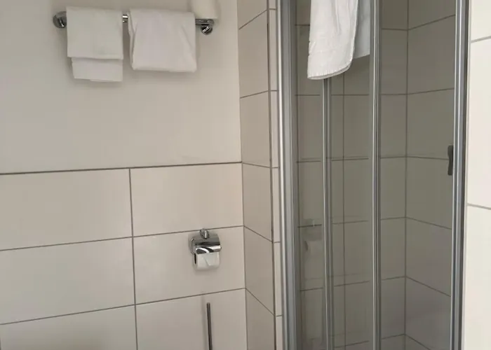 - Neue Post Meitingen